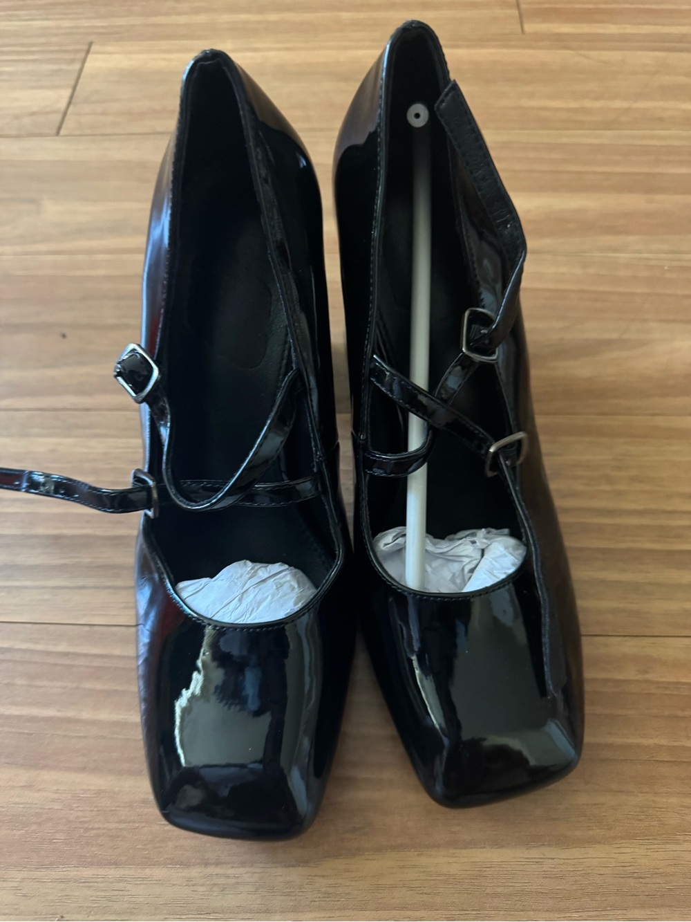 Patent Leather Pumps - Black